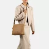 Burkely Soft Skylar mogyoróbarna színű női bőr oldaltáska, crossbody