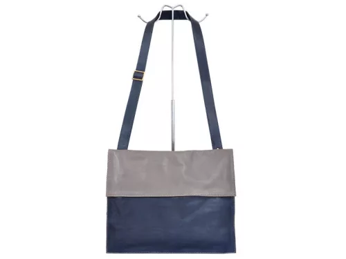 Pierre Cardin 1403 EDF4 kék női bőr válltáska, oldaltáska 37 x 30 x 5 cm