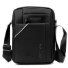Pierre Cardin 2011 ALAN09 fekete férfi oldaltáska 20 x 24 x 9 cm