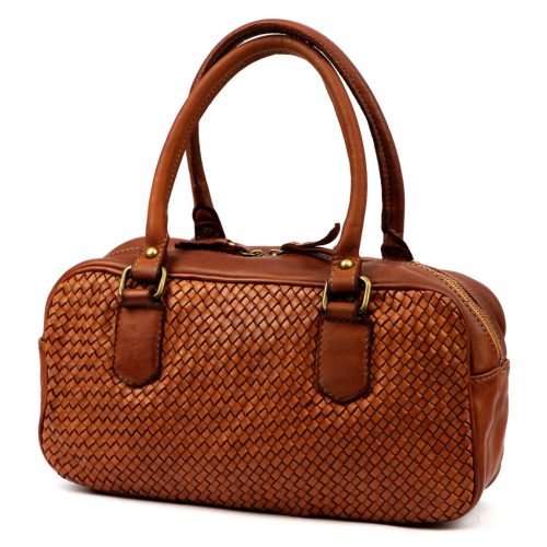 VS 042 konyak női bőr válltáska, oldaltáska 37 x 19 x 11 cm