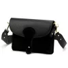 Luka 26-100 D fekete női bőr oldaltáska, crossbody 24.5 x 18 x 6 cm