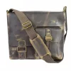 Blázek & Anni A/4-es méretű messenger unisex bőr oldaltáska 28 x 25 x 9 cm