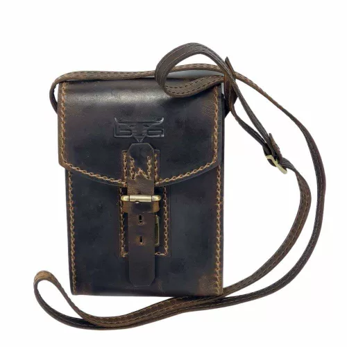 Blázek & Anni mini pull-up sportos bőr oldaltáska, válltáska 22 x 14.5 cm