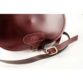   Blazek & Anni kisméretű bőr vadász táska, válltáska 24 x 18 cm