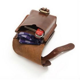 Álló mini bivalybőr övtáska 9x6x13cm