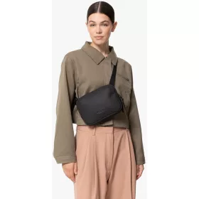 Eastpak Arjan CNNCT  F Matte Black oldaltáska