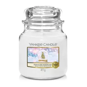 Yankee Candle Snow Globe Wonderland közepes üveggyertya