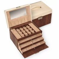 Nagyméretű ékszerdoboz